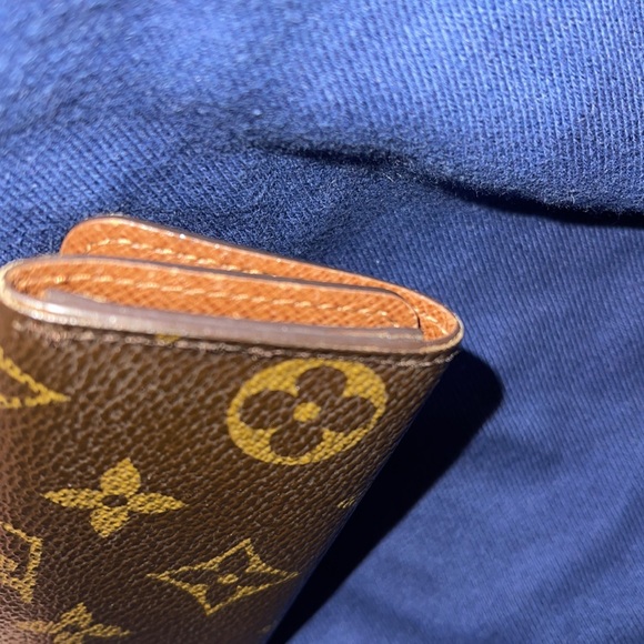 Louis Vuitton key pouch (authentic) CT1180.  Great condition! - Picture 4 of 9